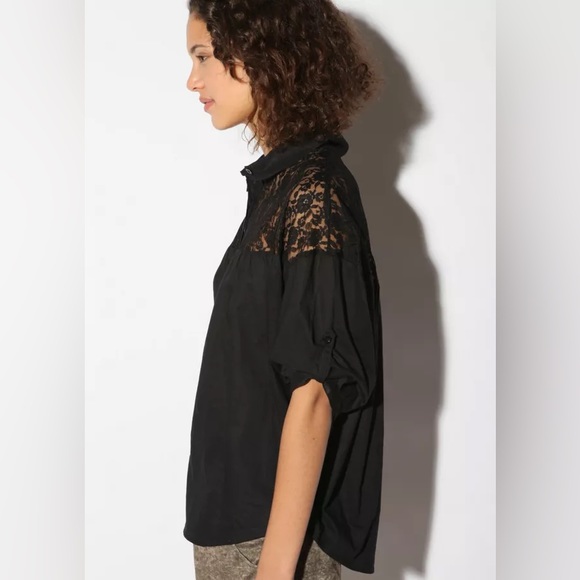 Pins and needles sheer blouse size medium item 05-31 - Picture 4 of 10